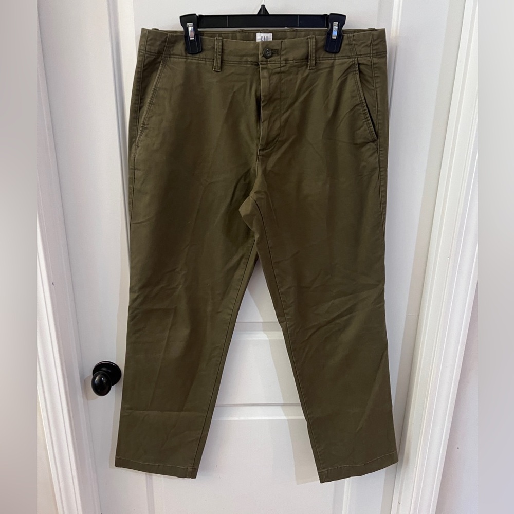 Men’s GAP “Lived In” Straight Leg Pants - Ripe Olive - 34/30